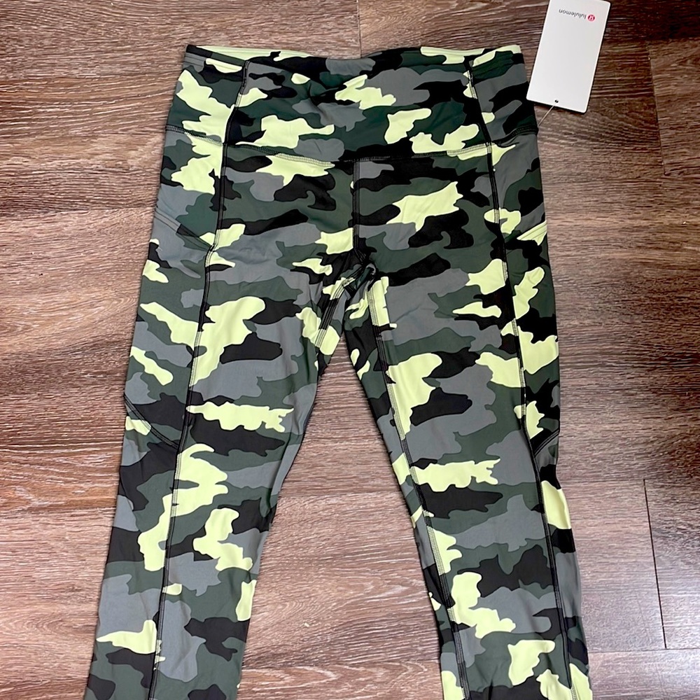 Lululemon Fast and Free HR Tight 25”
